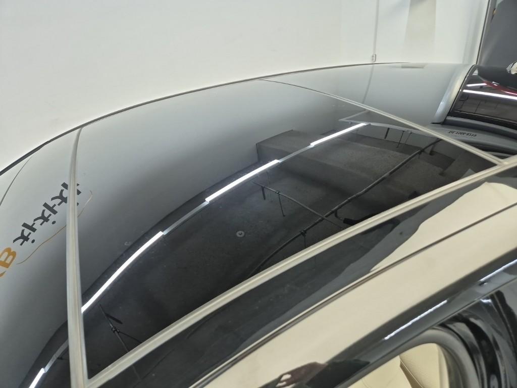 HYUNDAI Grandeur 2021 Negro - Importación desde Corea - HF Imports Iquique - Foto 16