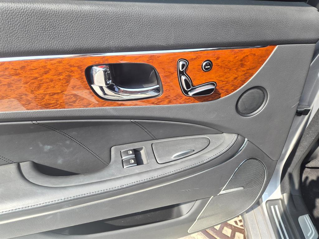 HYUNDAI Equus 2010 Plateado - Importación desde Corea - HF Imports Iquique - Foto 15