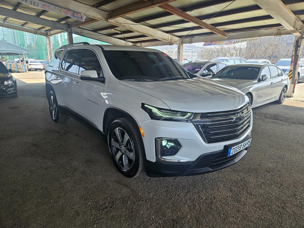 Chevrolet Travers - Vista 5