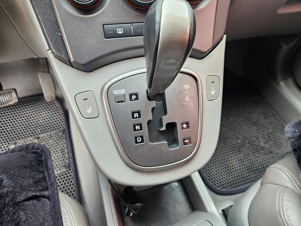 KIA Carens - Vista 12