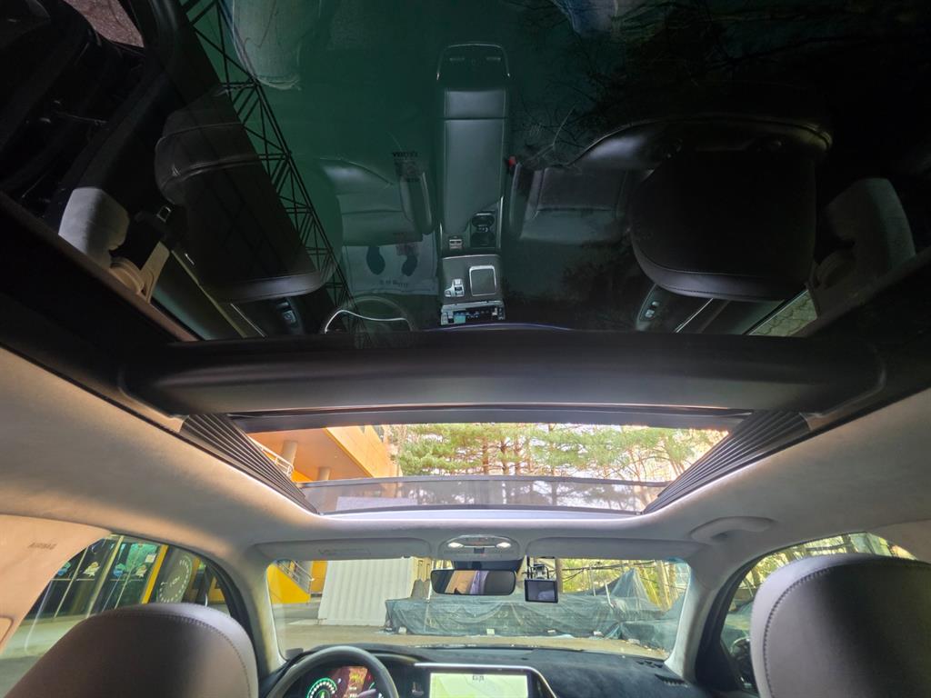 HYUNDAI Grandeur - Vista 10