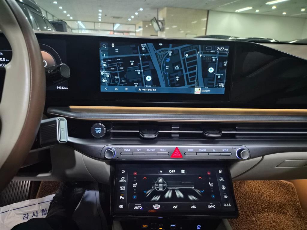 HYUNDAI Grandeur - Vista 8