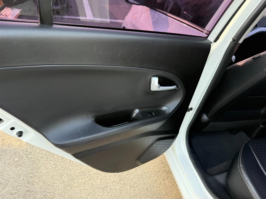 KIA Morning - Vista 6