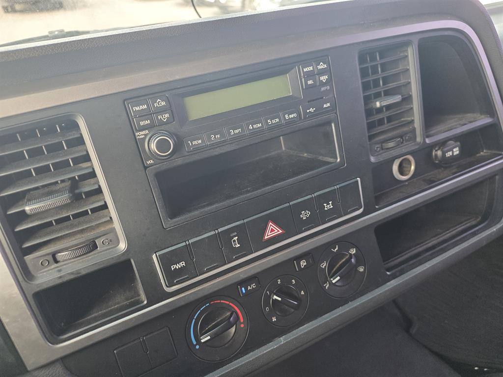 medium and large cargo truck 2015 Blanco - Importación desde Corea - HF Imports Iquique - Foto 13