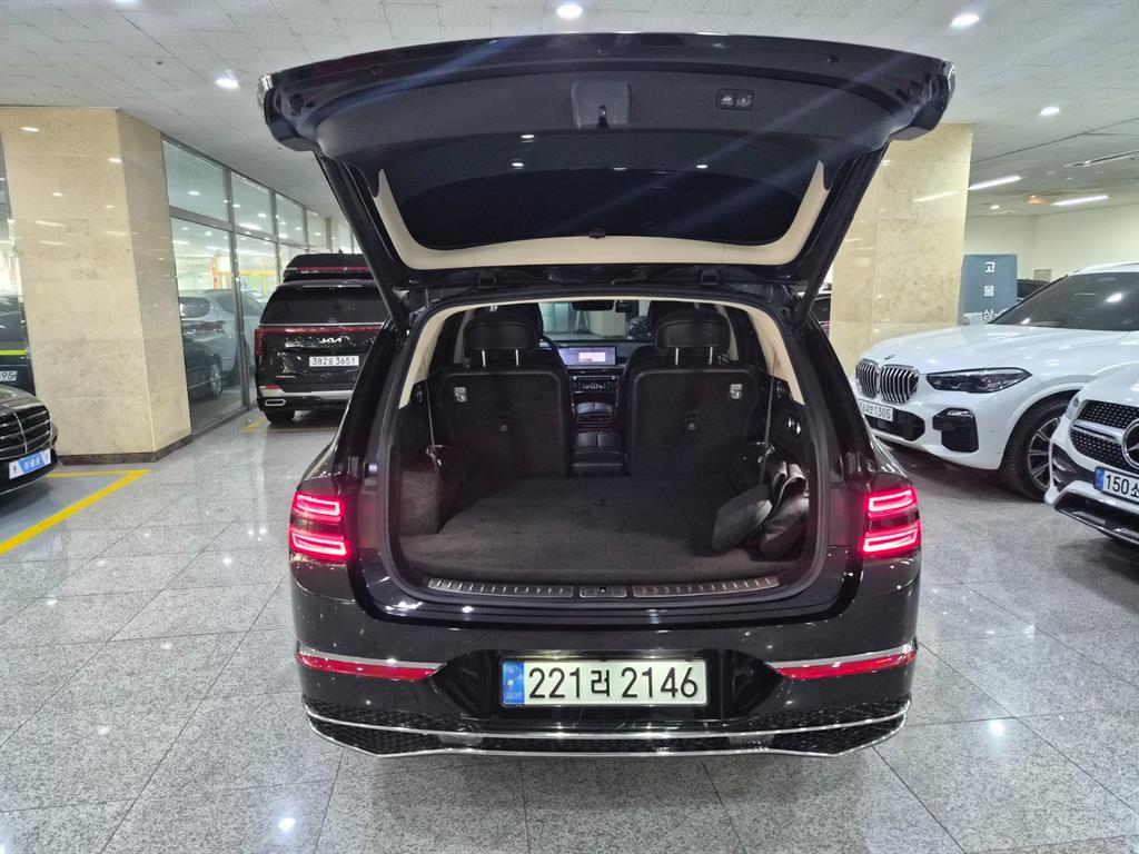 Genesis GV80 - Vista 5