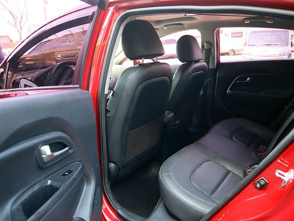 KIA Pride 2014 Rojo - Importación desde Corea - HF Imports Iquique - Foto 7