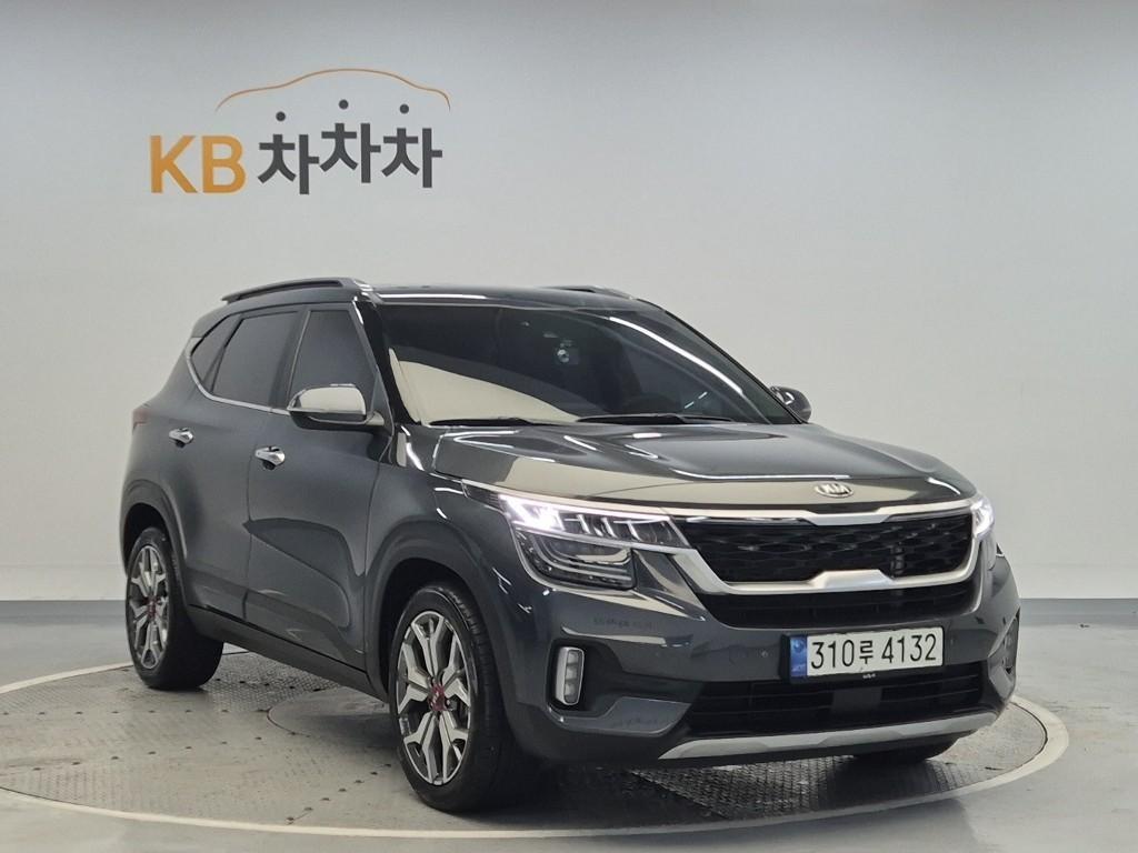 KIA Seltos - Vista 4