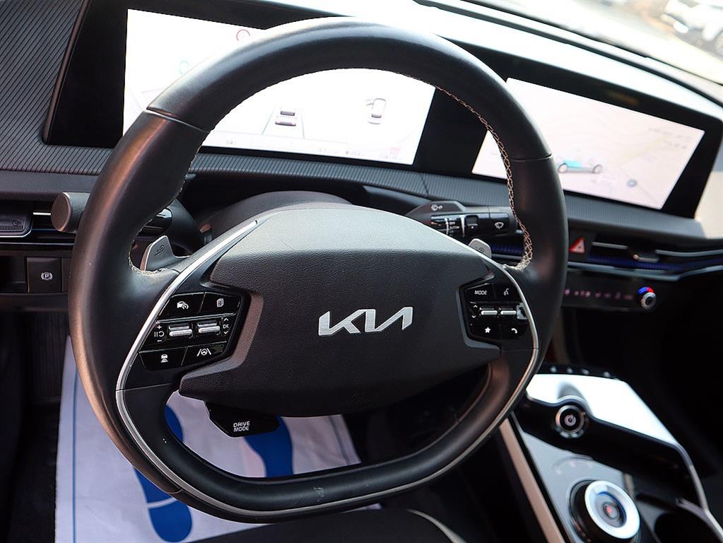 KIA EV6 2022 Azul - Importación desde Corea - HF Imports Iquique - Foto 8