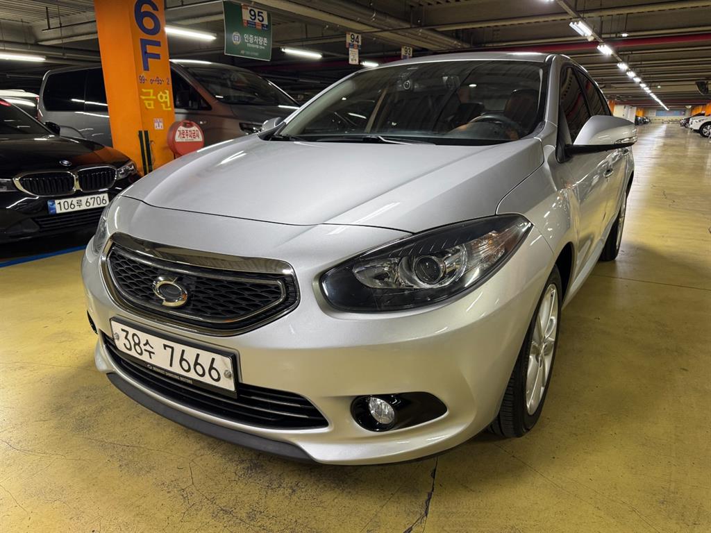 SAMSUNG SM3 2013 Plateado - Importación desde Corea - HF Imports Iquique - Foto 1