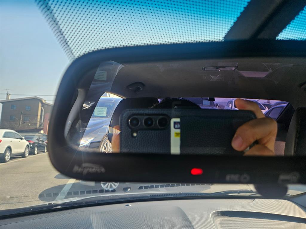 HYUNDAI Accent - Vista 12