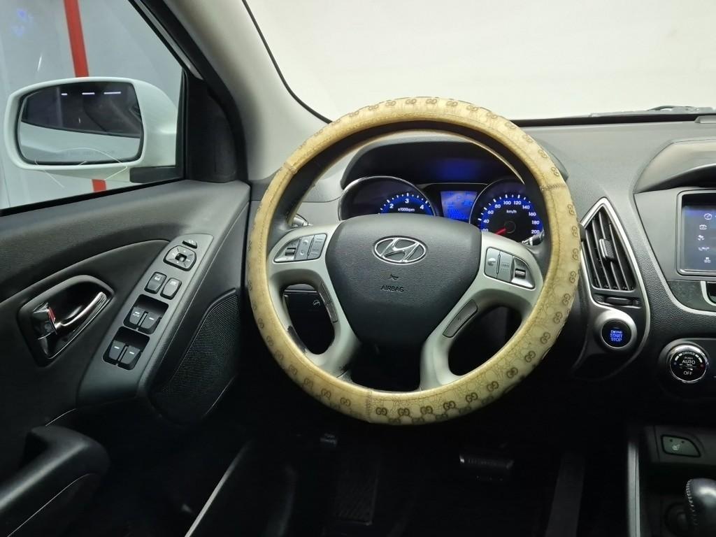 HYUNDAI Tucson - Vista 9