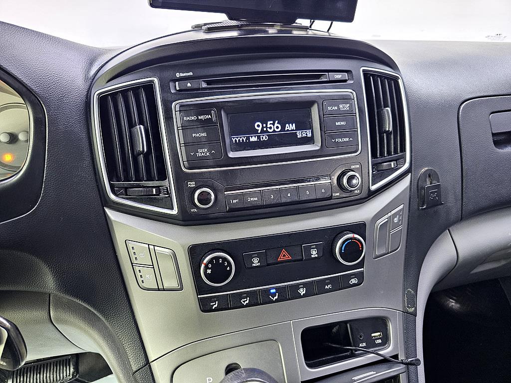 HYUNDAI Starex 2016 Plateado - Importación desde Corea - HF Imports Iquique - Foto 14