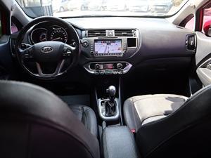 KIA Pride - Vista 10