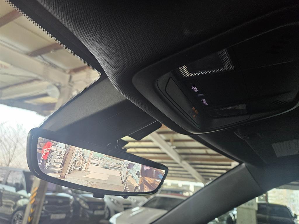 Chevrolet Travers 2023 Blanco - Importación desde Corea - HF Imports Iquique - Foto 17