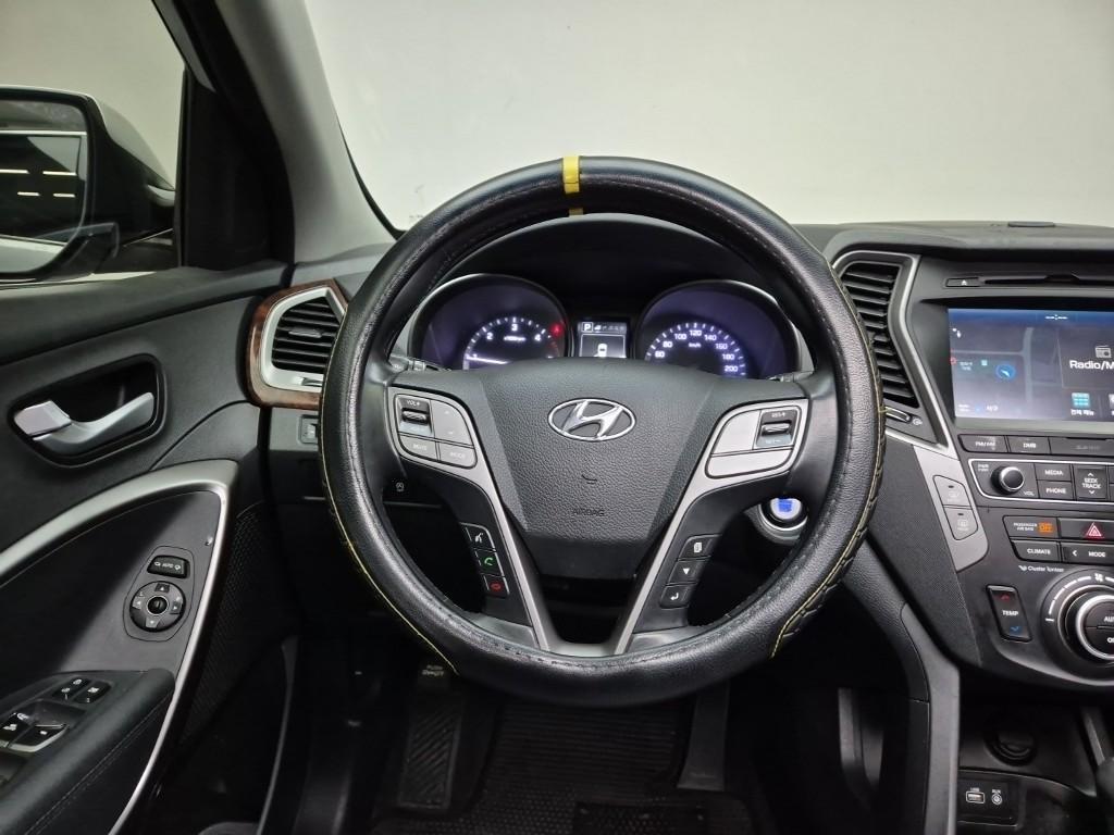 HYUNDAI Santa Fe - Vista 9