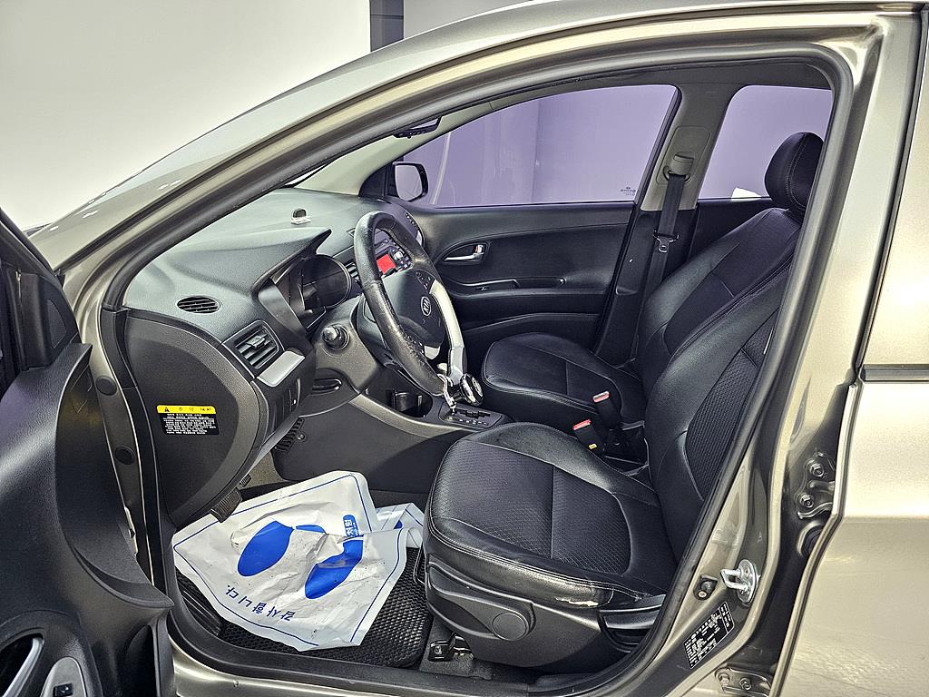 KIA Morning - Vista 8