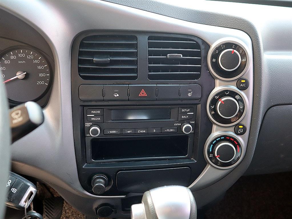 Small Truck Normal Box(High Deck) 2018 Blanco - Importación desde Corea - HF Imports Iquique - Foto 10