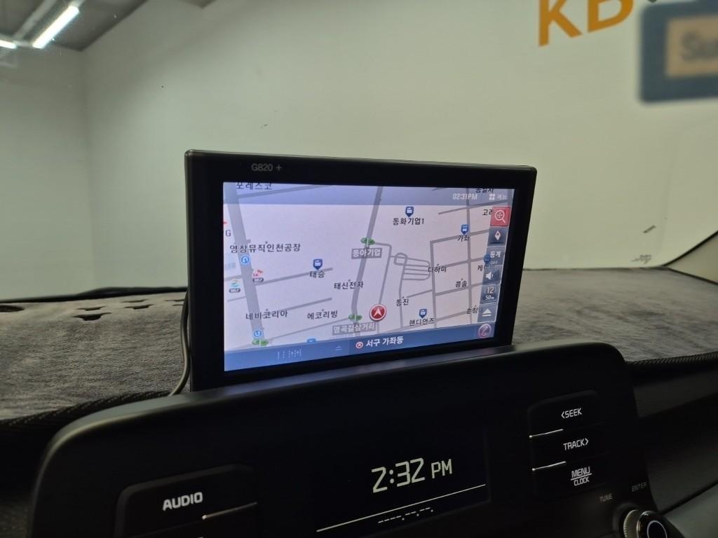 KIA Seltos - Vista 12