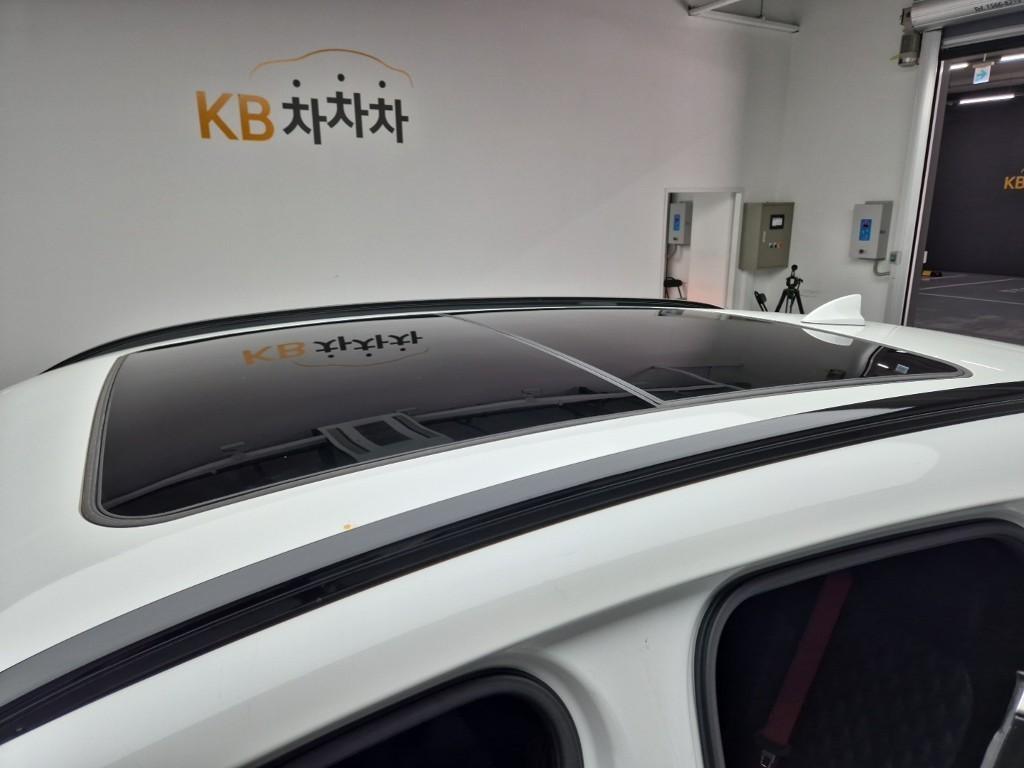 Genesis GV70 2021 Blanco - Importación desde Corea - HF Imports Iquique - Foto 13