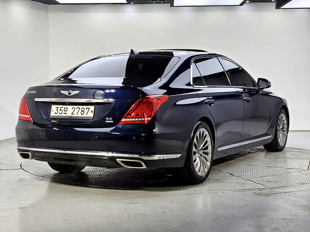 Genesis EQ900 - Vista 4