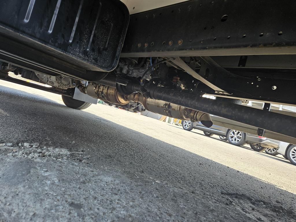 medium and large cargo truck - Vista 12