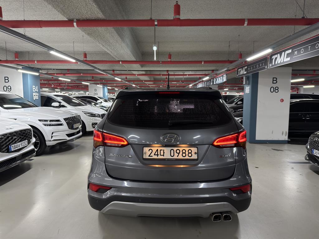 HYUNDAI Santa Fe - Vista 5