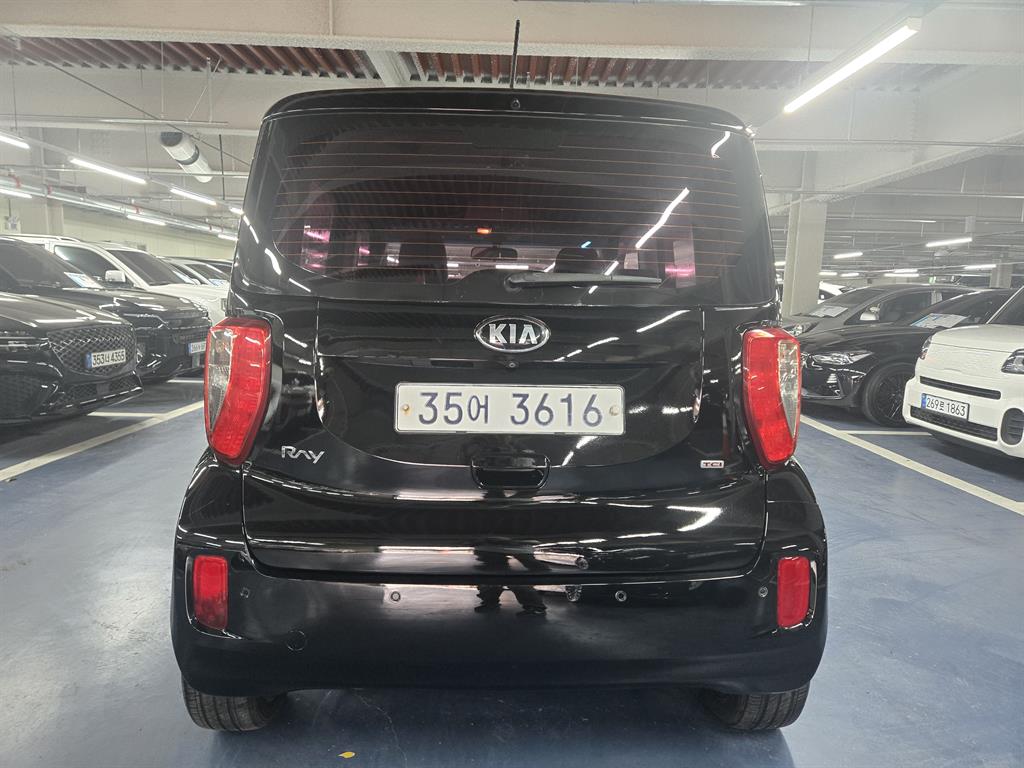 KIA Ray - Vista 5