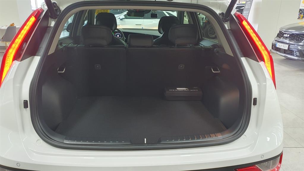 KIA Niro 2025 Blanco - Importación desde Corea - HF Imports Iquique - Foto 17