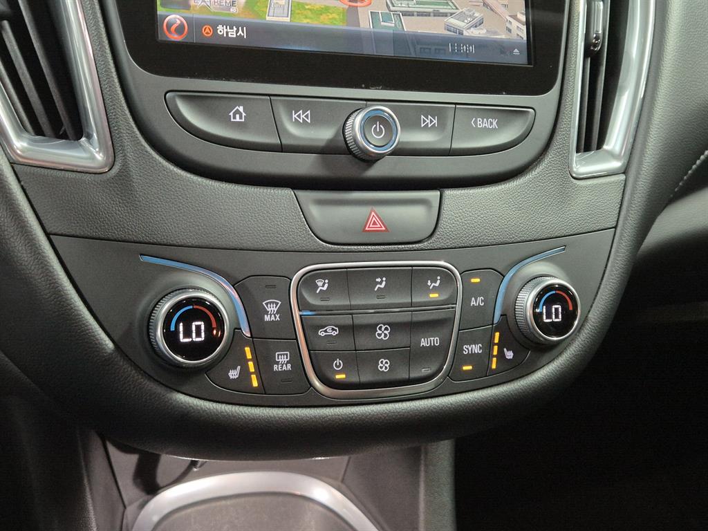 Chevrolet Malibu 2018 Gris - Importación desde Corea - HF Imports Iquique - Foto 13