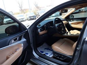 Genesis G70 - Vista 12