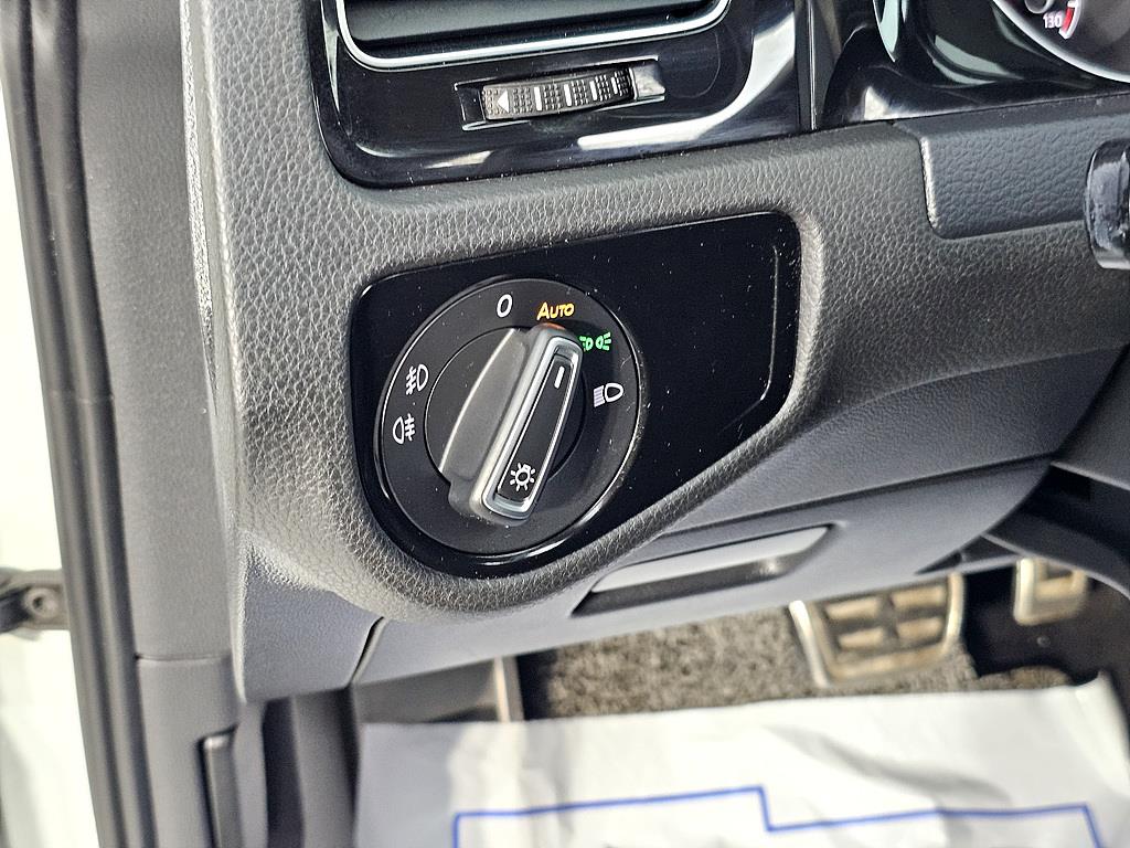 Volkswagen Golf 2015 Blanco - Importación desde Corea - HF Imports Iquique - Foto 14