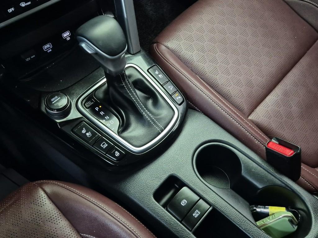 KIA Seltos - Vista 8