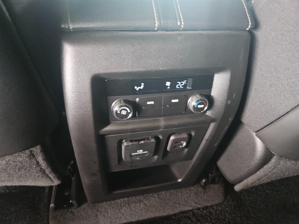 Chevrolet Travers 2023 Blanco - Importación desde Corea - HF Imports Iquique - Foto 14