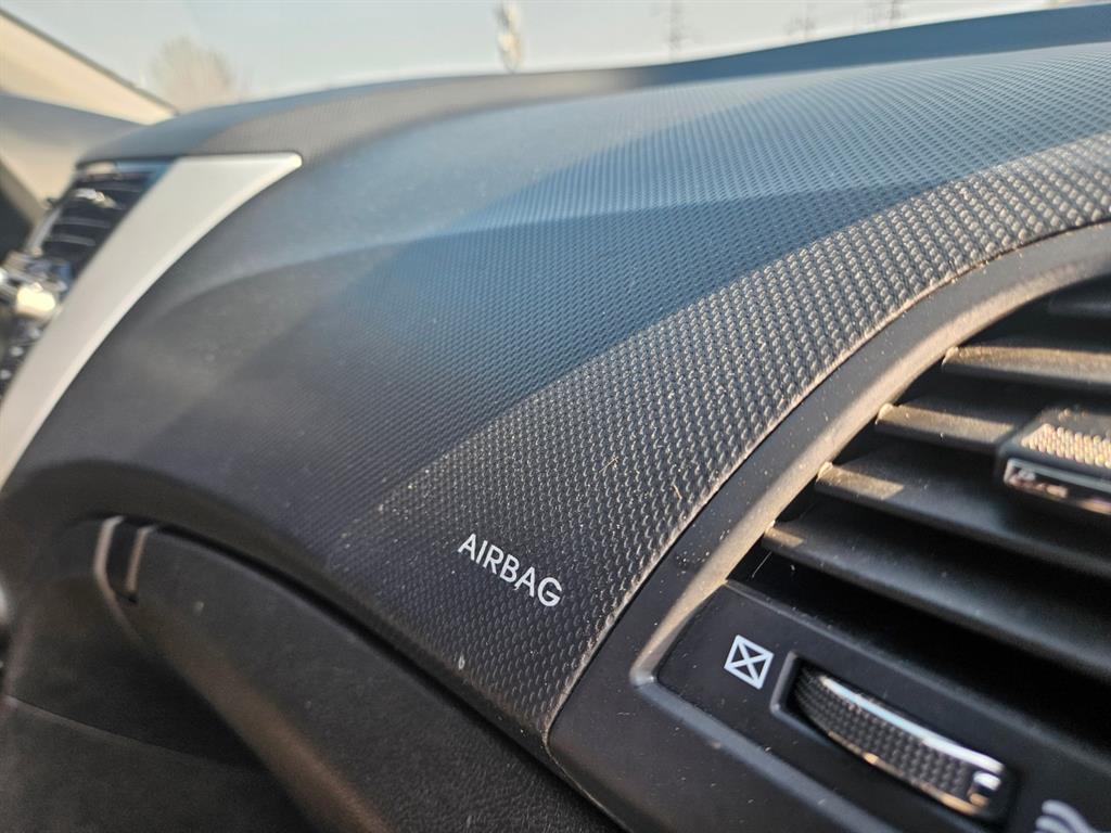 HYUNDAI Accent 2014 Plateado - Importación desde Corea - HF Imports Iquique - Foto 16