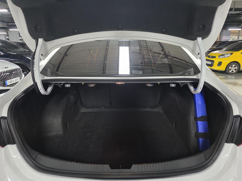 Chevrolet Malibu 2019 Blanco - Importación desde Corea - HF Imports Iquique - Foto 20