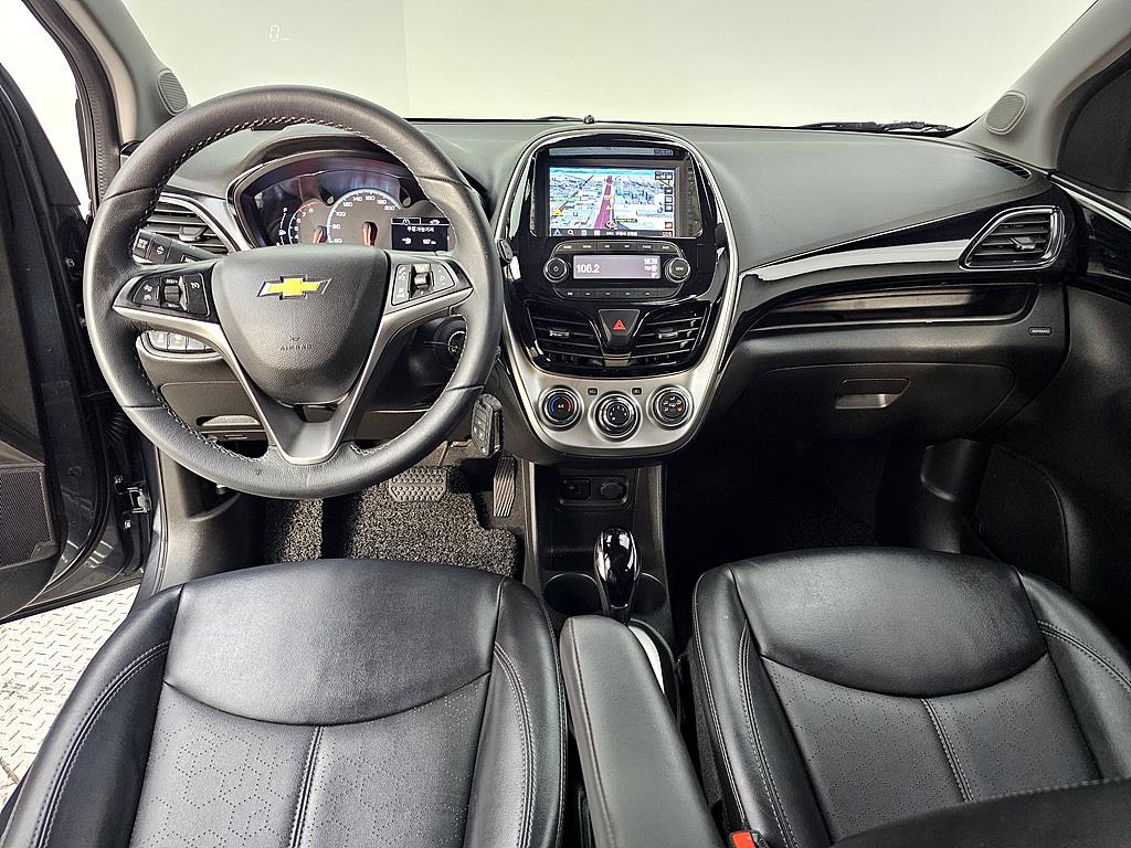 Chevrolet Spark - Vista 5