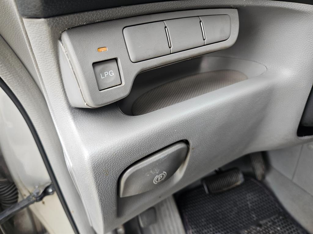 KIA Carens 2007 Gris - Importación desde Corea - HF Imports Iquique - Foto 14