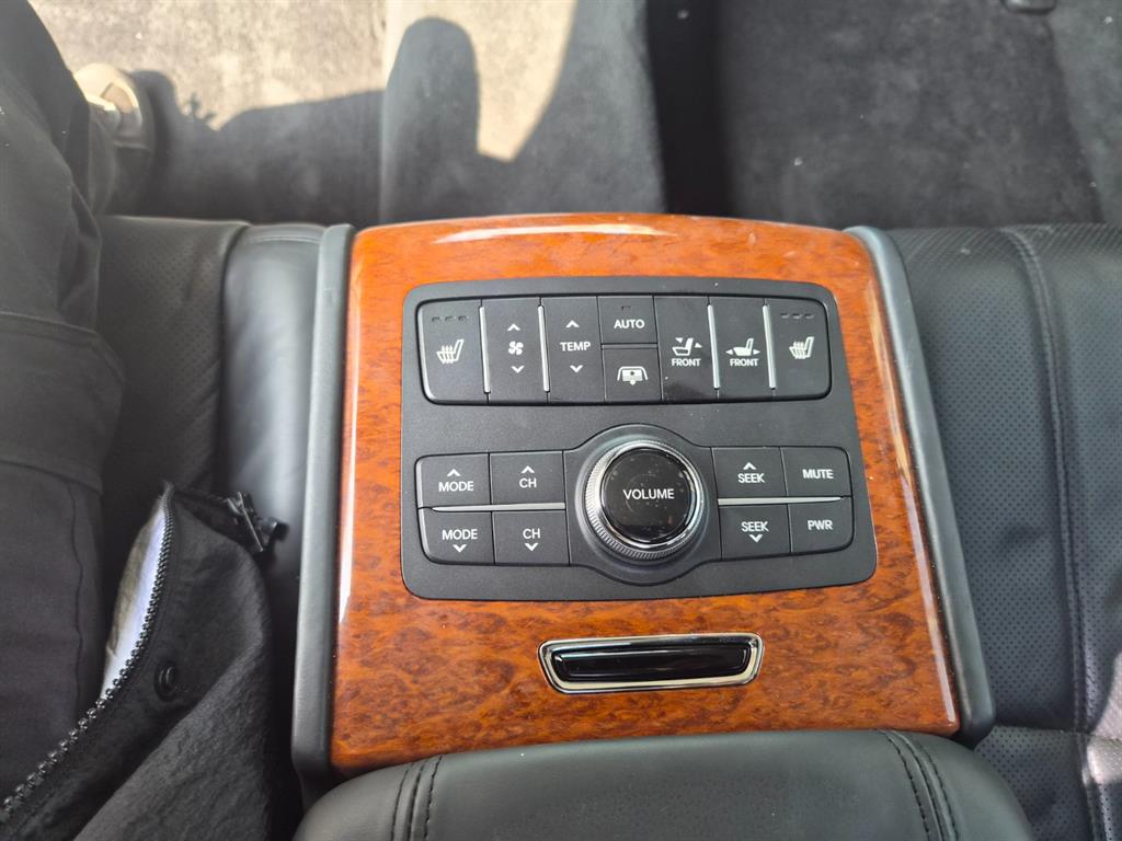 HYUNDAI Equus 2010 Plateado - Importación desde Corea - HF Imports Iquique - Foto 17