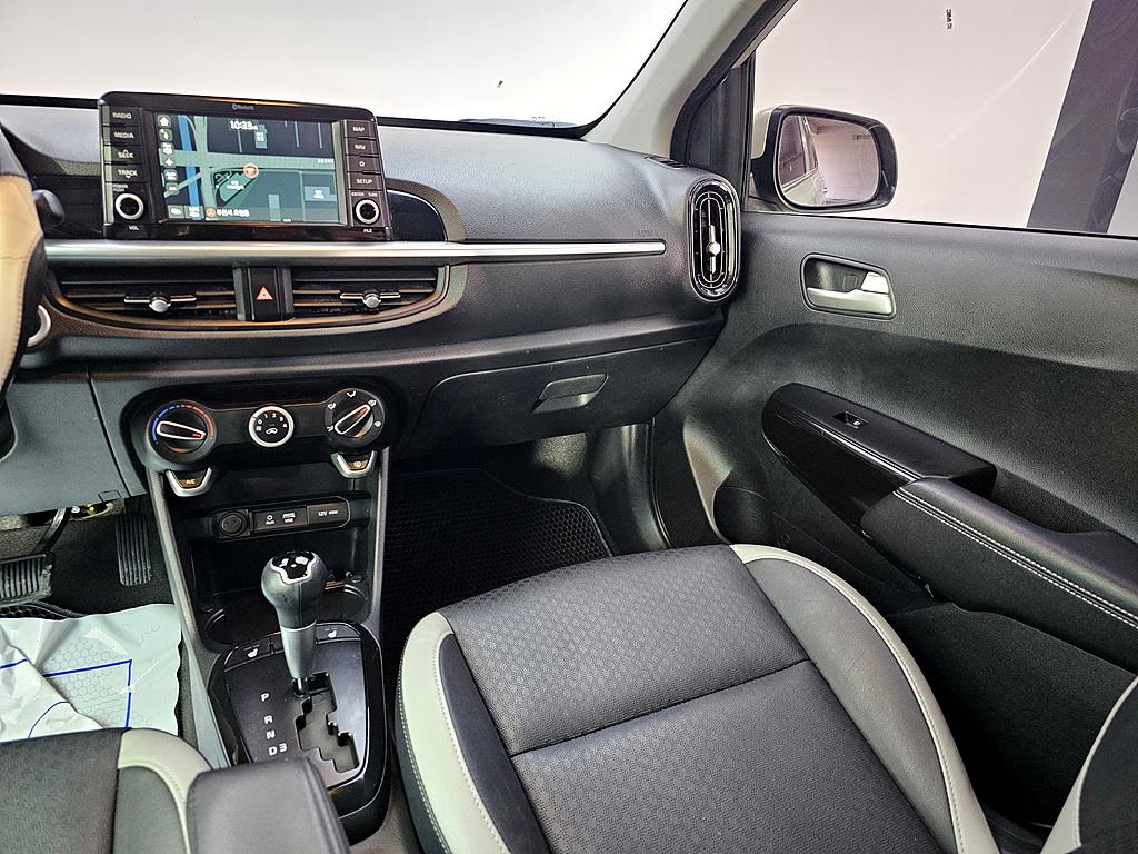 KIA Morning - Vista 11