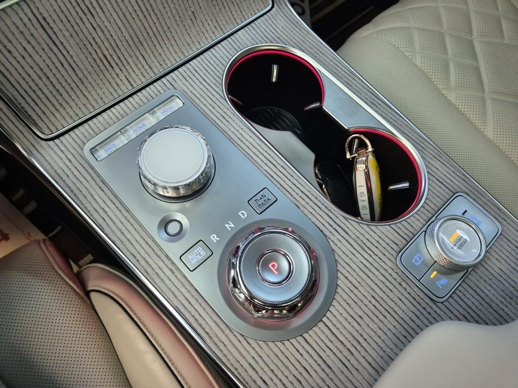 Genesis GV80 2025 Blanco - Importación desde Corea - HF Imports Iquique - Foto 18