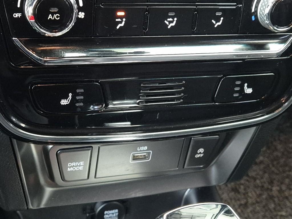 Ssangyong Tivoli 2021 Blanco - Importación desde Corea - HF Imports Iquique - Foto 14