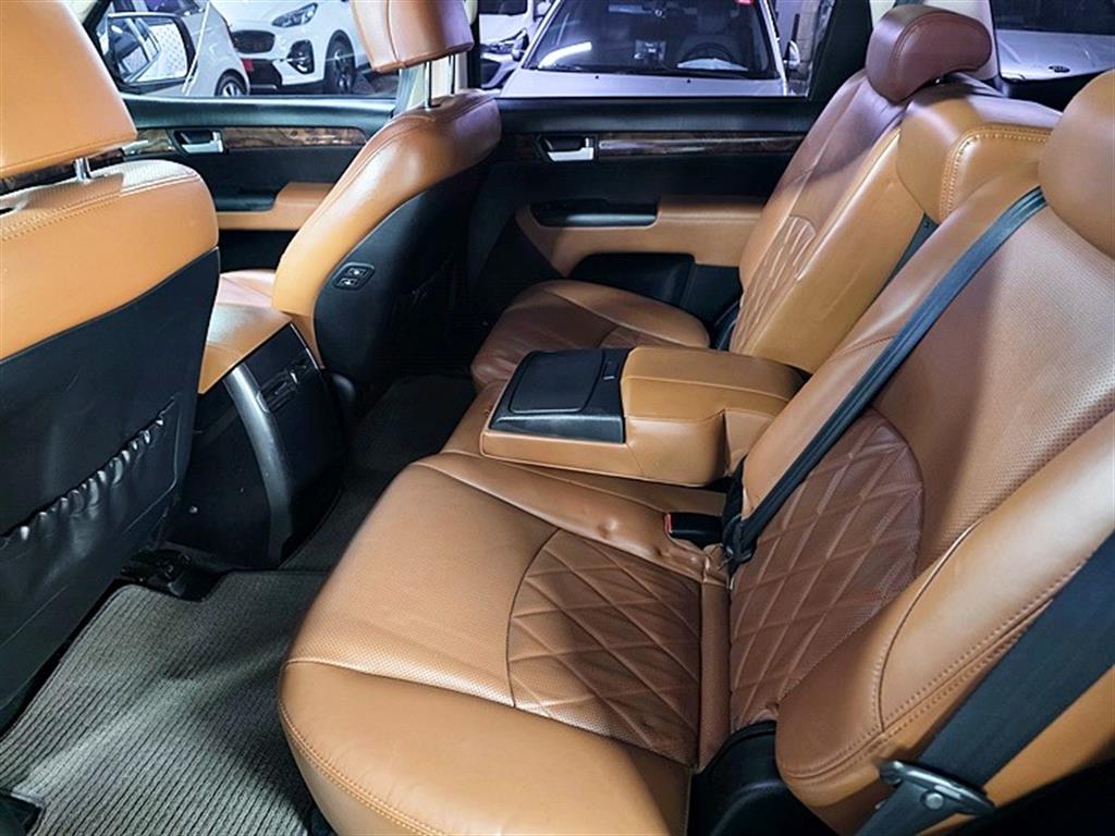 KIA Mohave - Vista 8