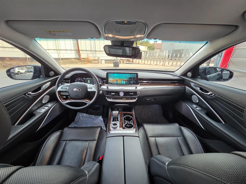 KIA K9 - Vista 7