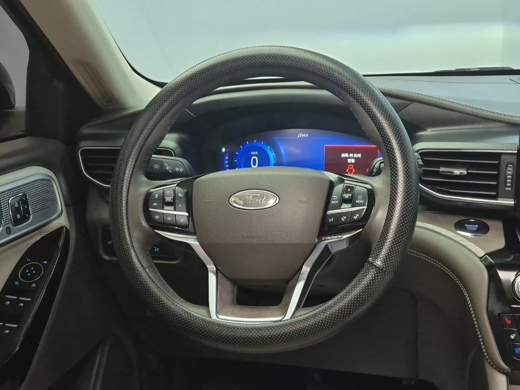 Ford Explorer - Vista 9