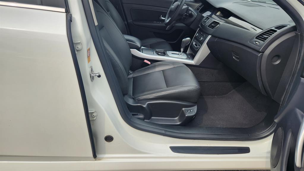 SAMSUNG SM5 - Vista 8