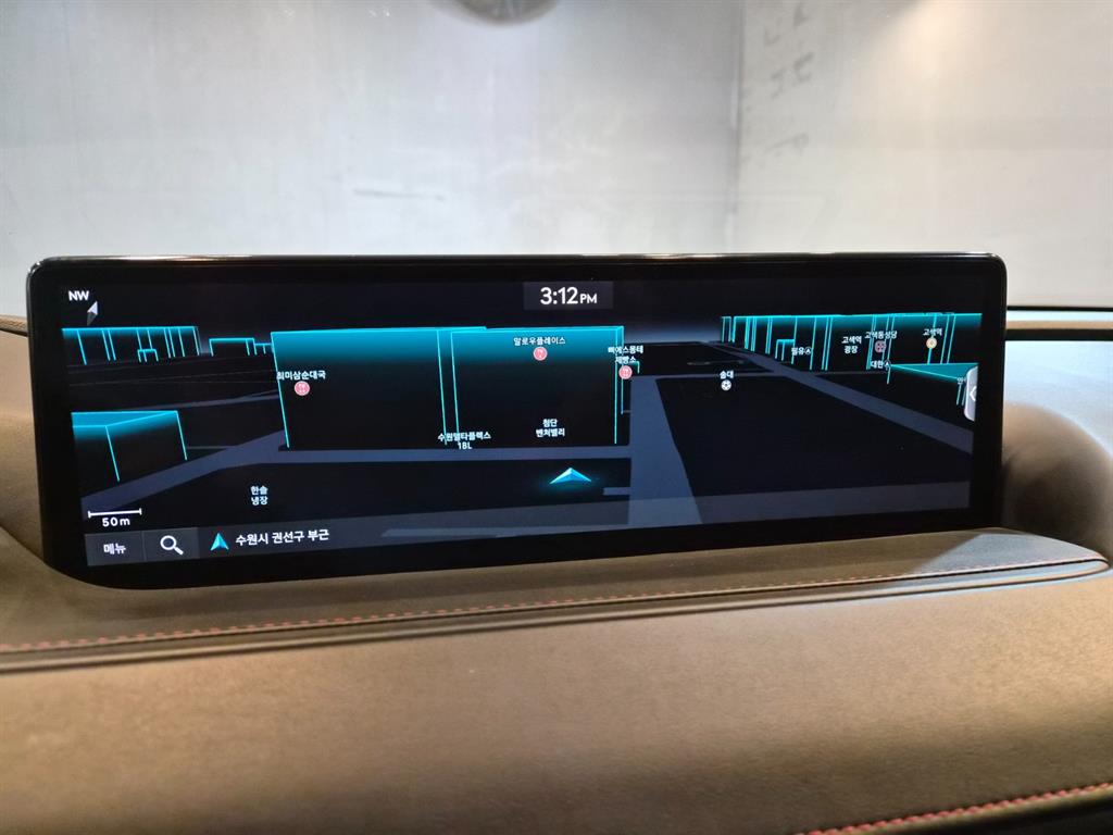 Genesis G80 - Vista 12