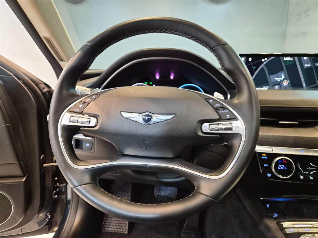 Genesis G80 - Vista 8