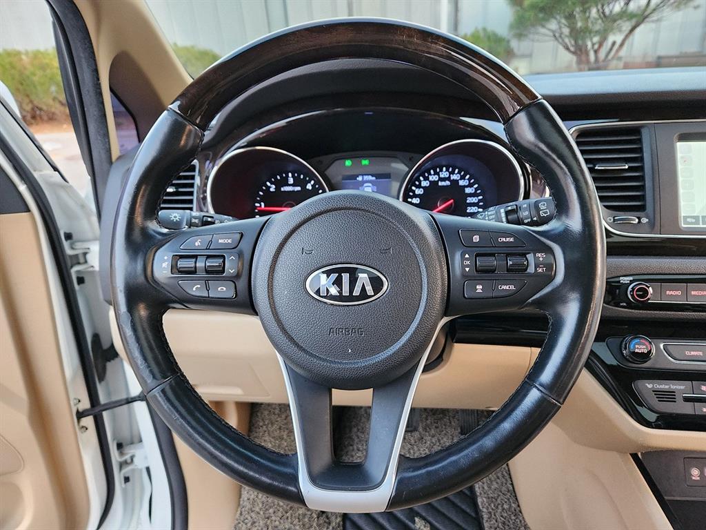 KIA Carnival 2019 Blanco - Importación desde Corea - HF Imports Iquique - Foto 14