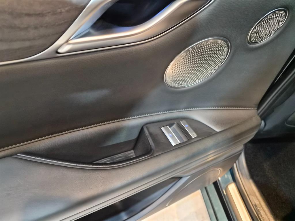 Genesis G80 - Vista 6