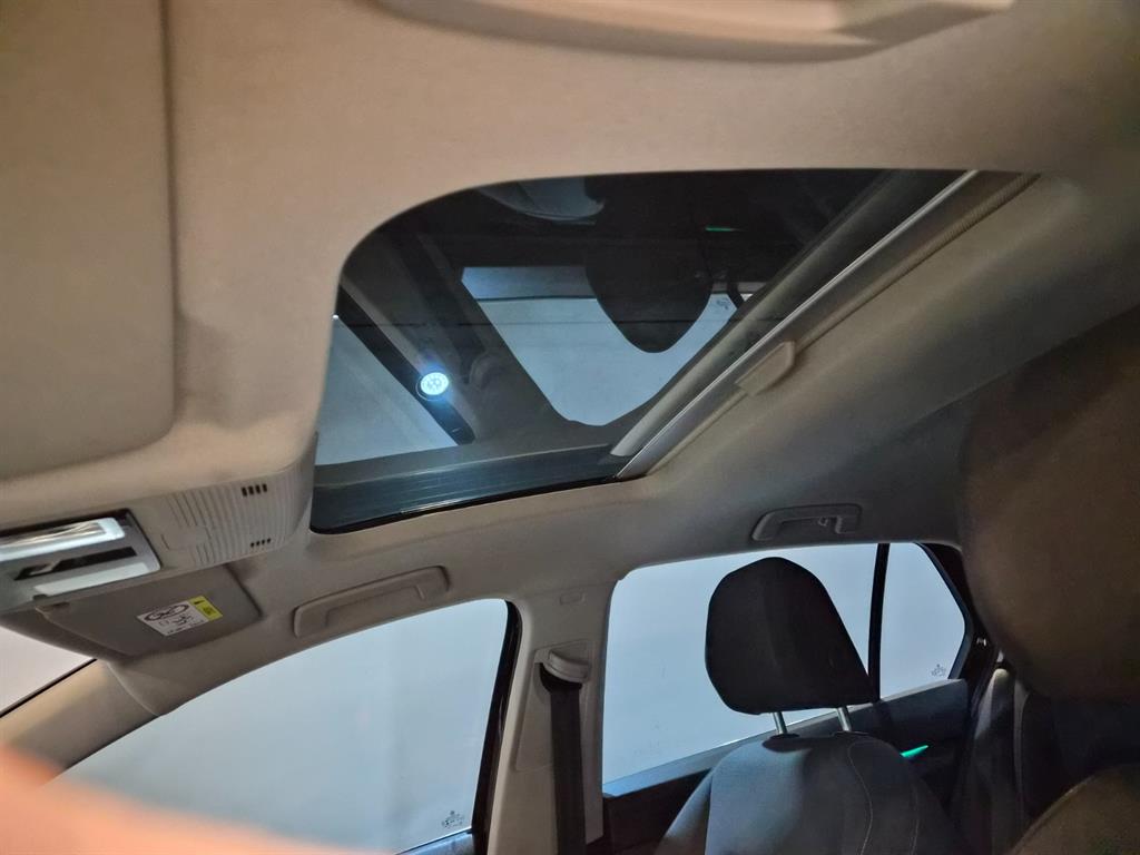 Volkswagen Golf 2022 Negro - Importación desde Corea - HF Imports Iquique - Foto 18